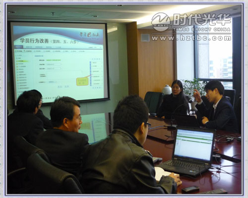 時代光華宋曉坡經理對學員講解www.www.gnoay.cn